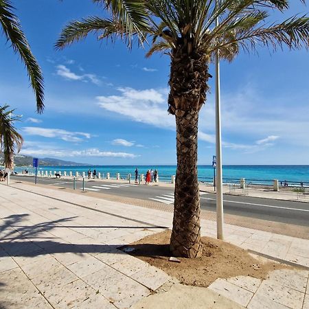 Le 182 Promenade Du Soleil Apartman Menton Kültér fotó