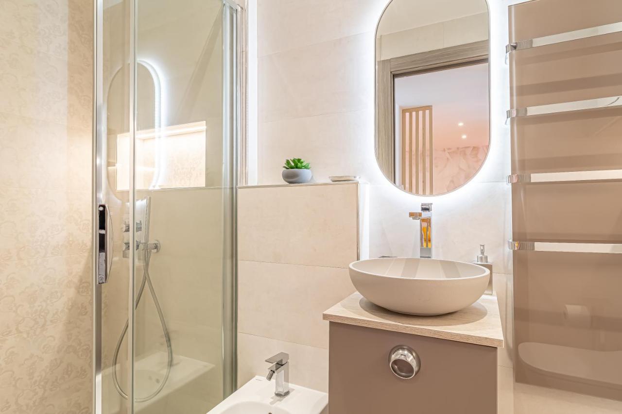 Le 182 Promenade Du Soleil Apartman Menton Kültér fotó